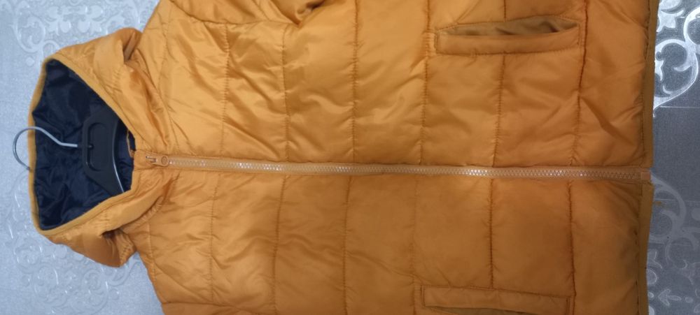 Продам куртку для мальчика
