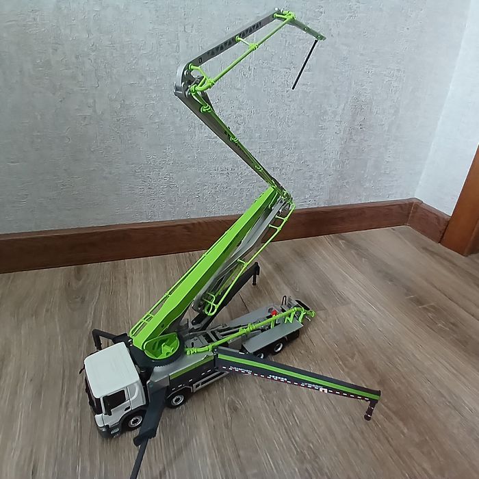 Подарочная сувенирная игрушка