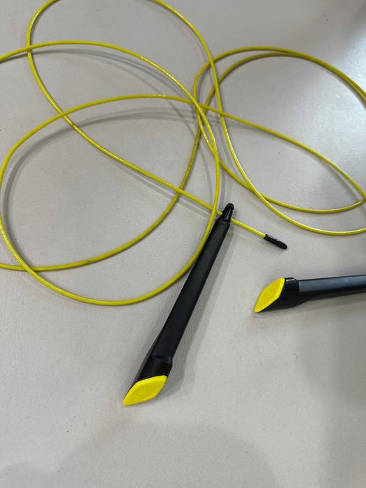 Coarda de sarit Decathlon Domyos, manere ergonomice