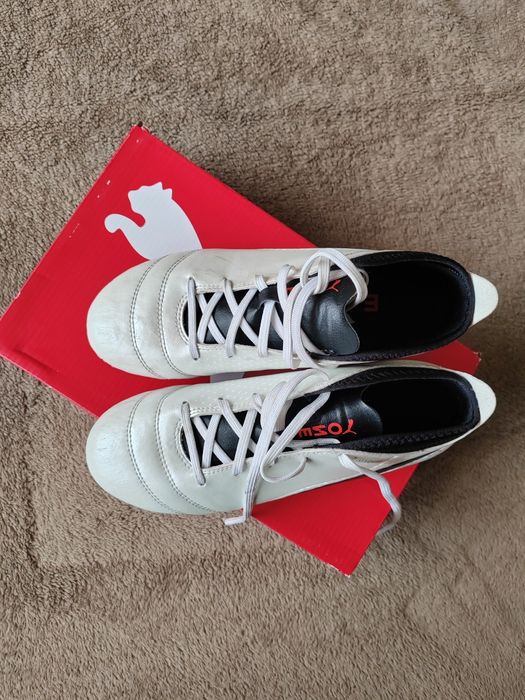 Футболни бутонки Puma 37 номер