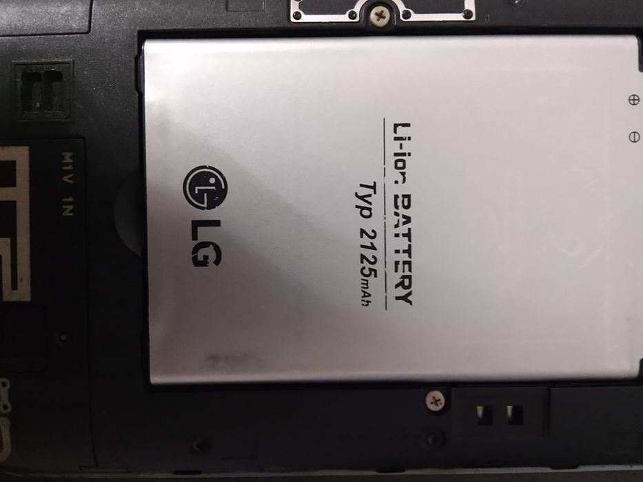 Смартфон LG 32gb