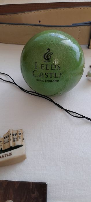 Сувениры по триста тенге