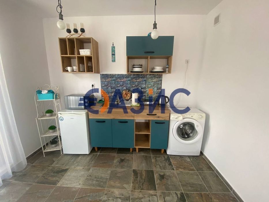 Продава се Двустаен апартамент в к.к. Елените - 65 кв.м за 487 €/кв.м - Снимка #6