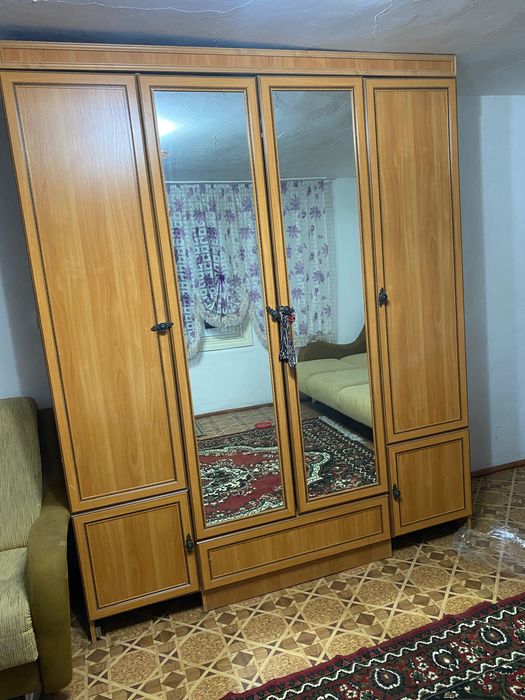 Спальный гарнитур