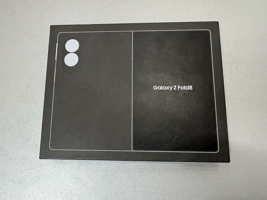 Samsung Galaxy Z Fold 8, 256 gb, 12 gb ram, Graphite, nou la cutie