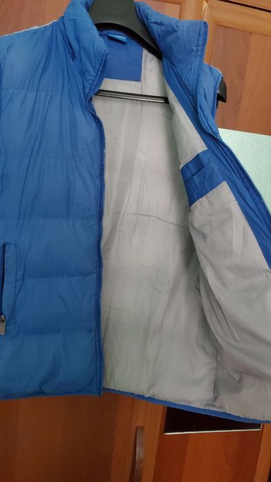 Без руковой куртка