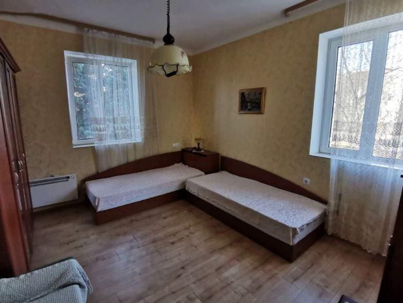 Дава се под наем Двустаен апартамент в Варна, Колхозен пазар - 50 кв.м за 325 € - Снимка #3