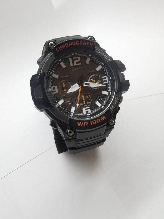 Мъжки часовник Casio MCW-100H-1AVEF / Хронограф (Оригинал с кутия)