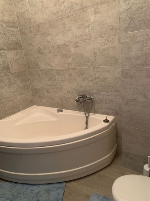 Inchiriez apartament cu 2 camere