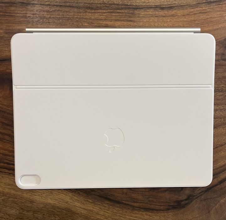 Magic Keyboard  for iphad Air 13-inch (M4)