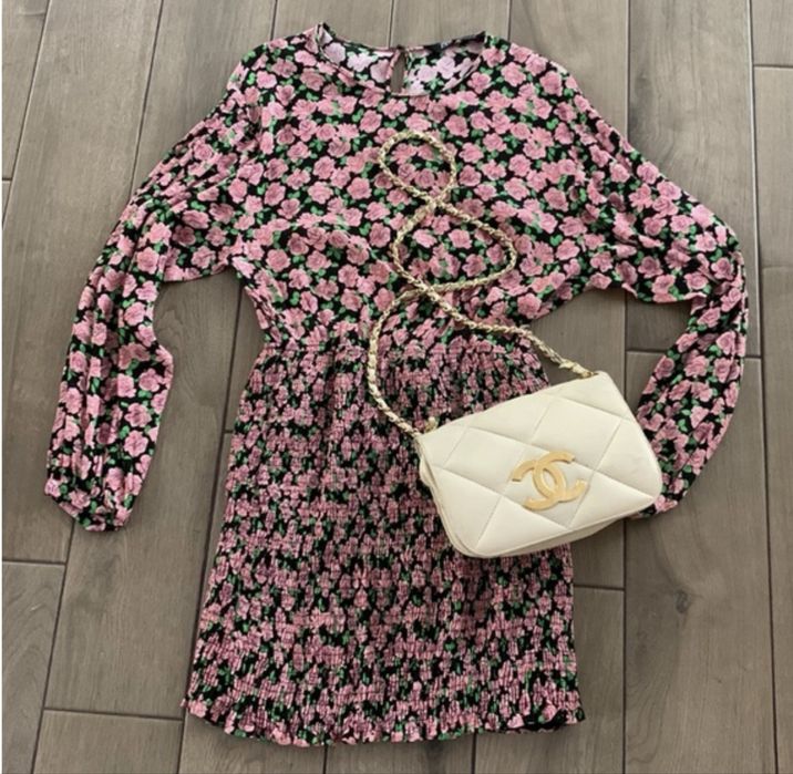 Мини-платье с цветочным принтом ZARA