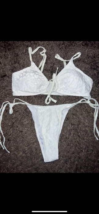 Дамски бански костюми Calvin Klein , H&M и др.