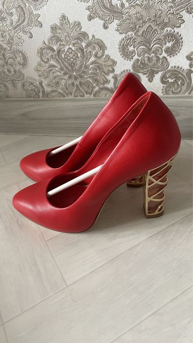 Туфли 37 -38,39размеры