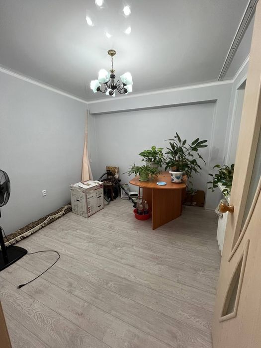 Продам квартиру 4 комнатную