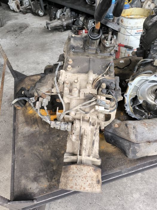 Раздатка за Mitsubishi L200 2.5tdi