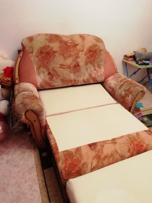 Продам диван подростковый