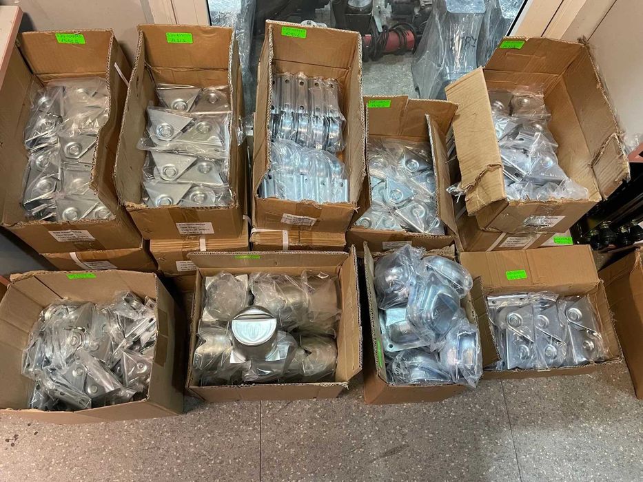 Конзолни системи за самоносещи врати