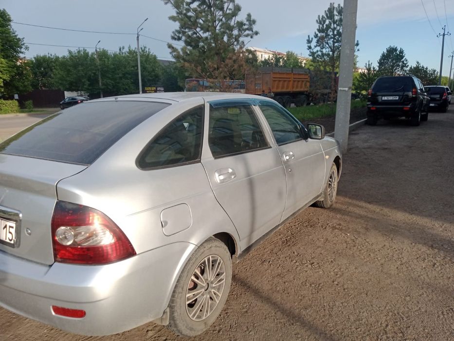 Продам машину Priora