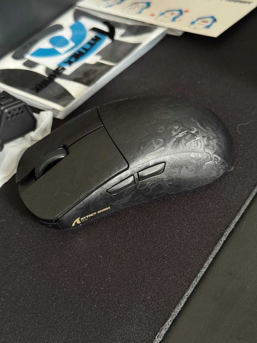 Mouse Gaming - ATTACK SHARK R11 ULTRA Carbon Fiber Wireless 8K
