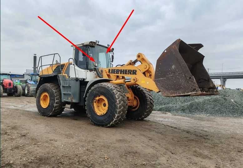 Parbriz/Geam/Luneta LIEBHERR L550 / L556 / L566 / L576 / L580 / L586