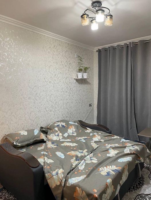 продам 1 комнотную квартиру на 2 этаже ориентир Кинг школа
