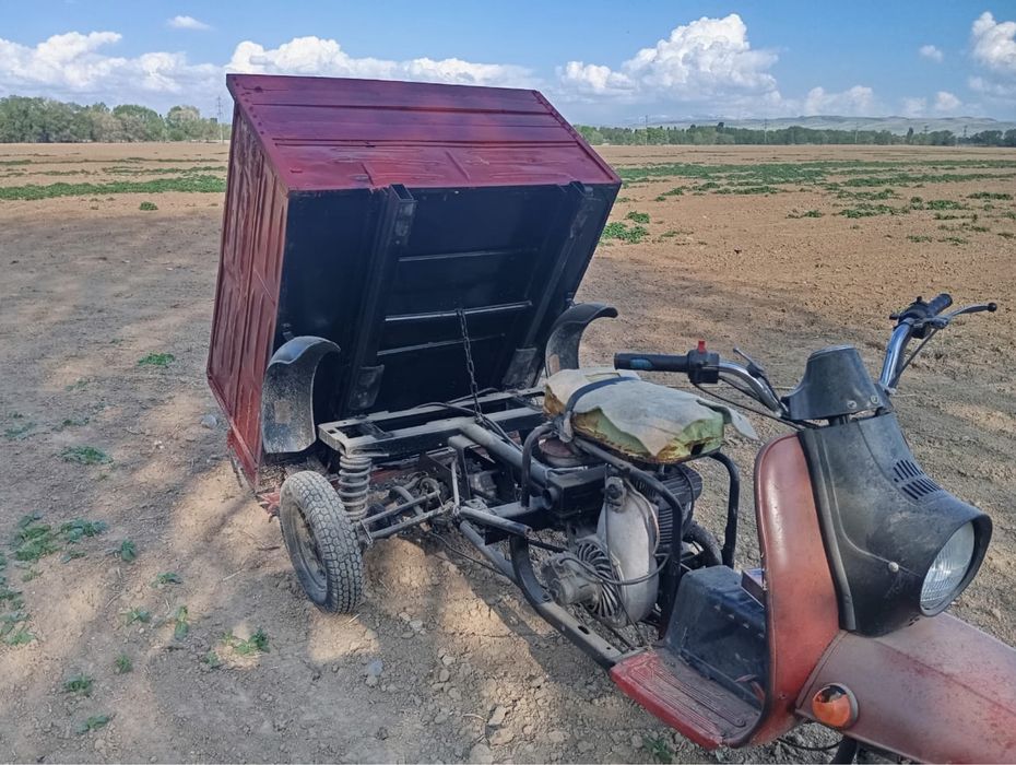 Мотоциклет с документами