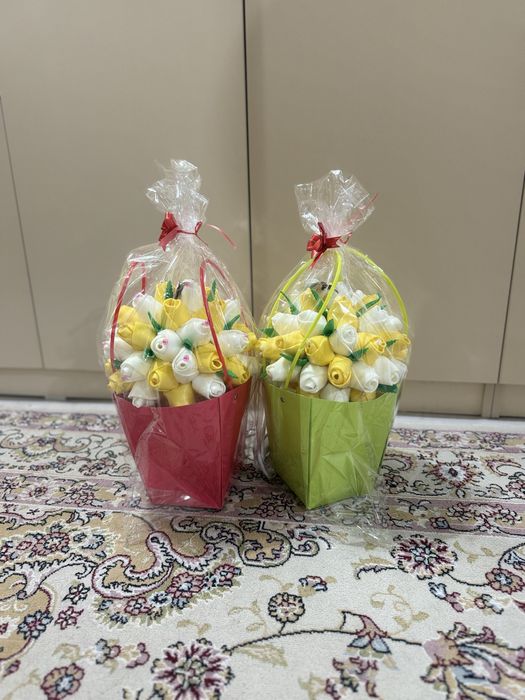 Светильник розы и тюльпаны