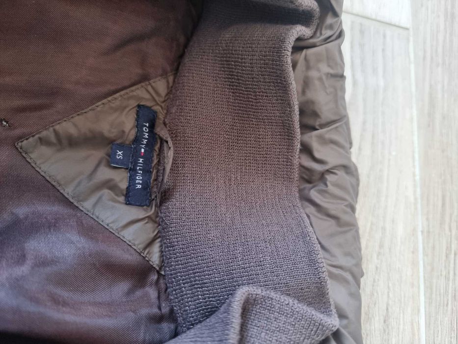 Tommy Hilfiger зимно пухено яке XS размер