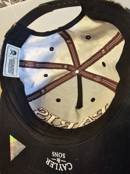 Sapca Cayler & Sons Paris Fuckin' Cité Snapback Floral Digi Camo