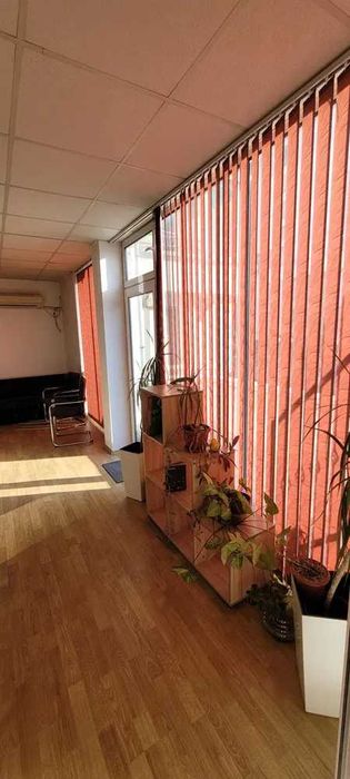 Продава се търговска площ с топ локация в гр. Стара Загора.