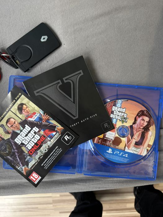 GTA 5 premium PS4