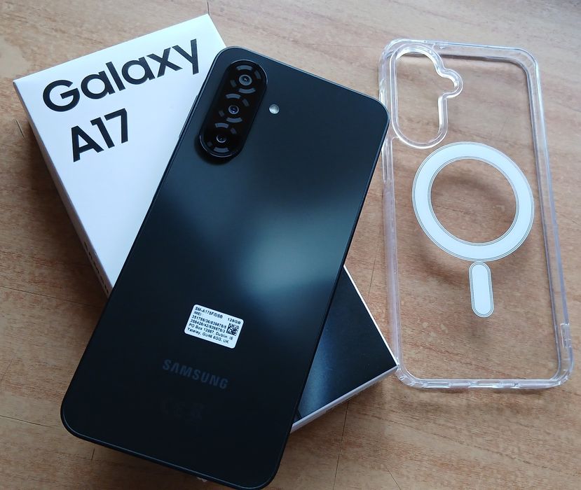 Samsung A17 de 128Gb.Dual Sim Black,nou.