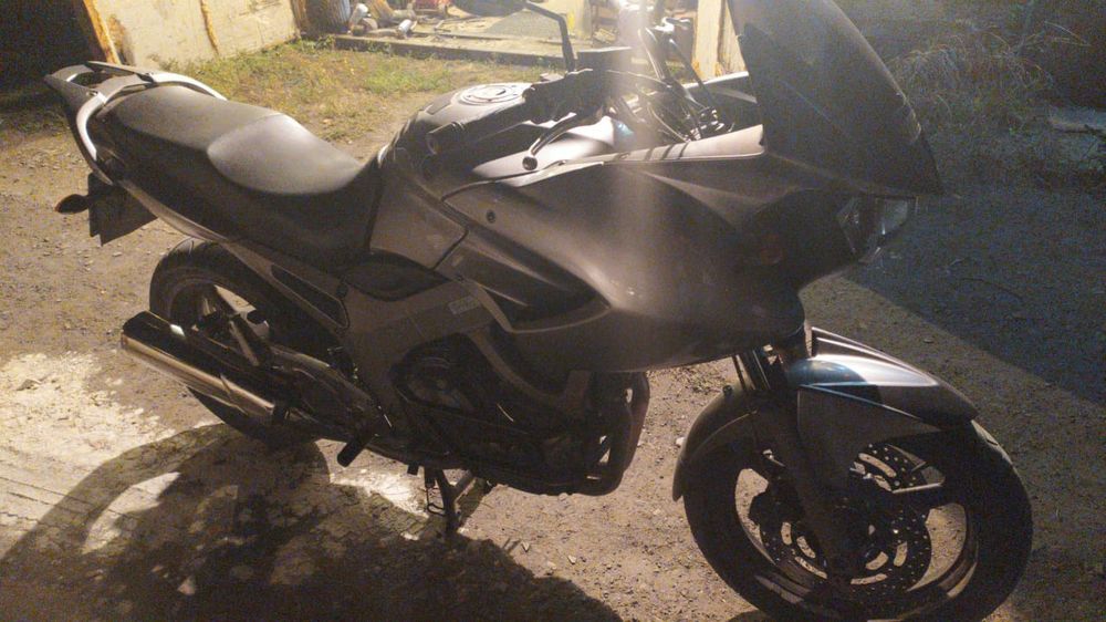 Продам мотоцикл Yamaha TDM 900