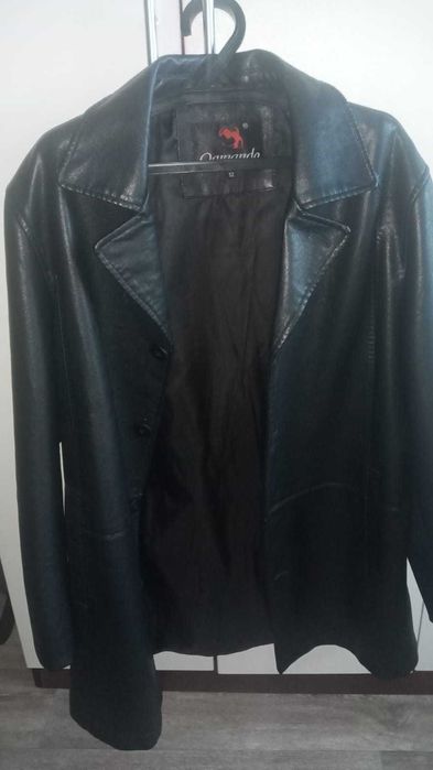 Кожаная куртка удлиненная