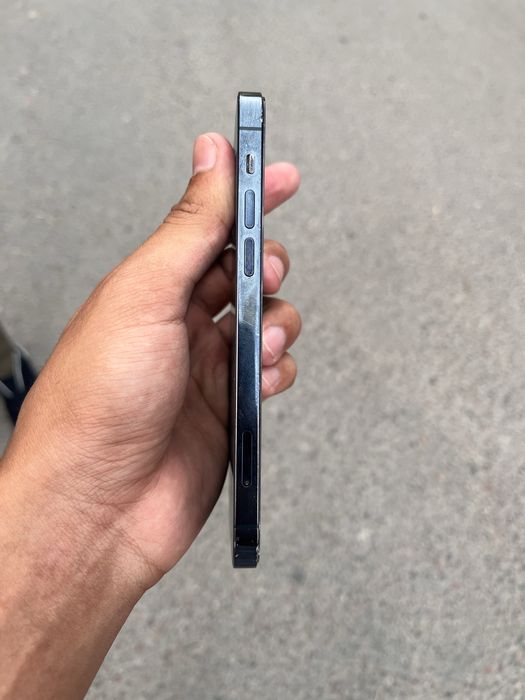 продается iPhone 12 pro 128 GB