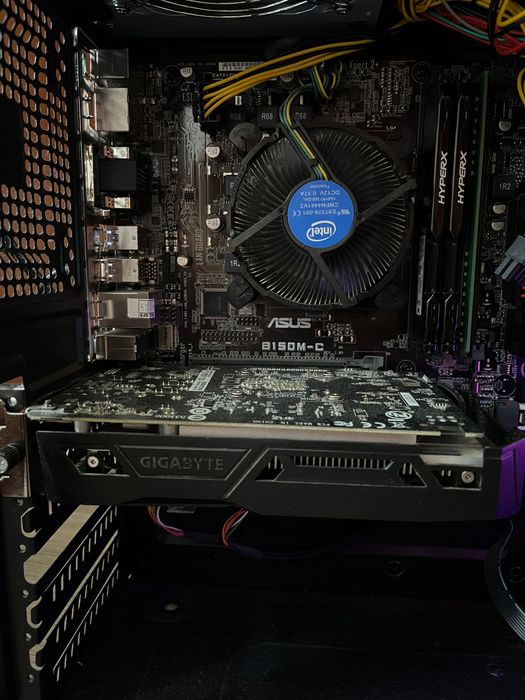 Геймърски компютър GTX 1050 Ti 4GB / 24GB RAM / 1TB SSD / i3