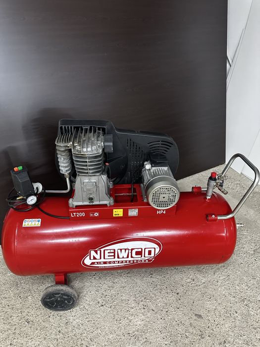 Compresor aer Newco