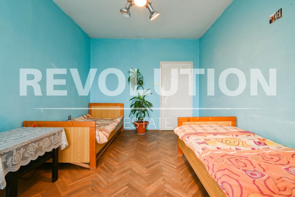 Дава се под наем Тристаен апартамент в София, Стрелбище - 95 кв.м за 450 € - Снимка #6