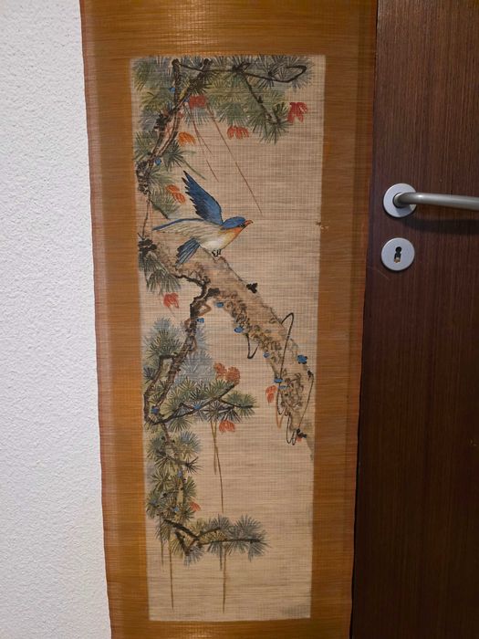 SET 2 PICTURI JAPONEZE PE MĂTASE – Suluri Decorative (Kakejiku) din Bambus