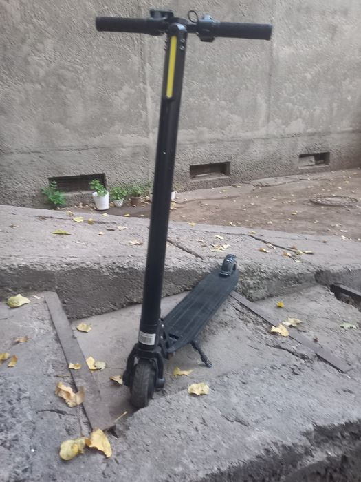 В продаже электро самокат