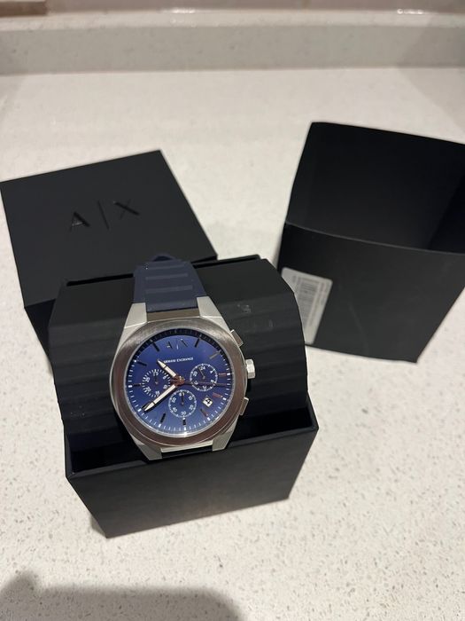 Armani Exchange часовник