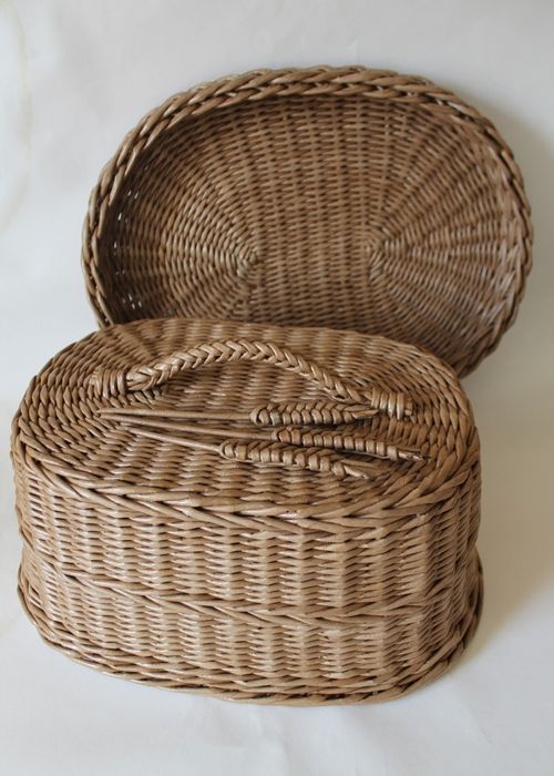 Хлебница плетеная