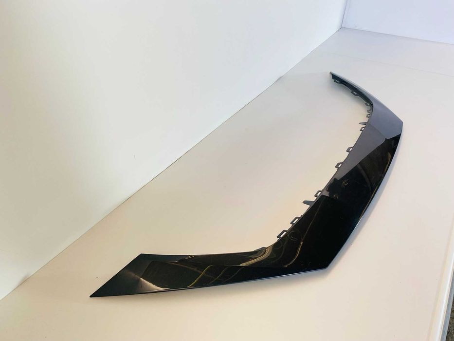 лайсна предна броня Seat Leon 2020-2025 г. #1064V