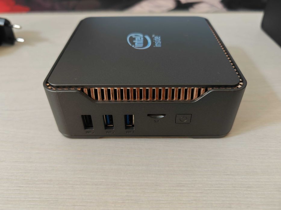 Мини-ПК GK3V (Intel Celeron J4125 / 8 GB RAM / 128 GB eMMC/SSD)