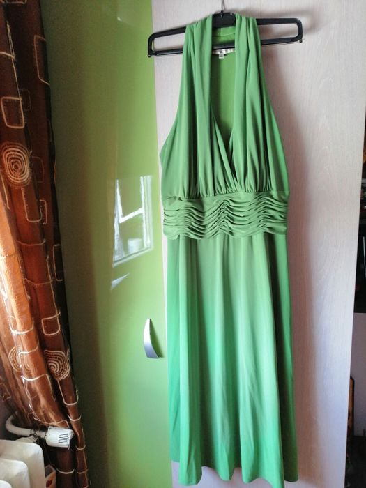 vand rochite de ocazii