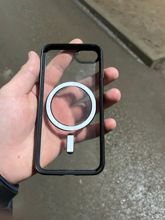 iPhone se 2020 года