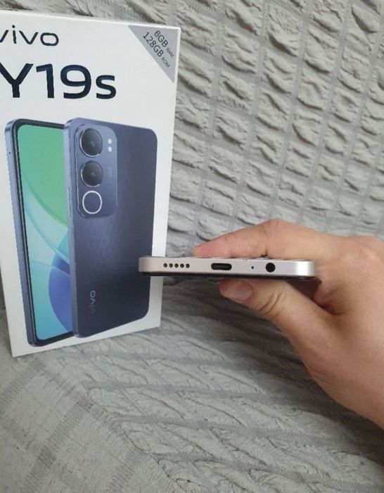 Vivo Y19S 8/128GB Silver Igravoy Original Karobka Holati Yaxshi Zor