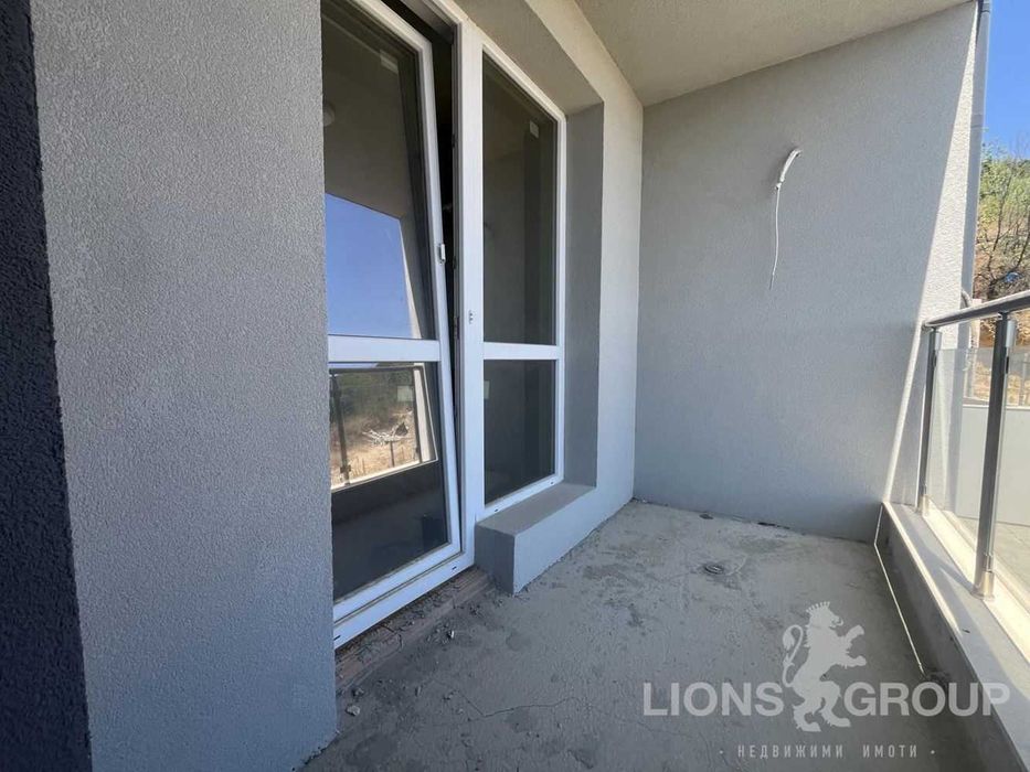 Продава се Двустаен апартамент в Варна, Възраждане 3 - 61 кв.м за 1968 €/кв.м - Снимка #7