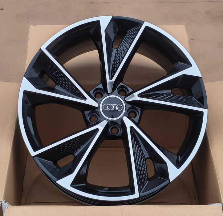 Jante 18 Audi RS  pt A3 A4 A5 A6 A7 A8 .sau  Q2 Q3 Q5 Q7 Q8 TT
Jante Noi cu Factură și Garanție