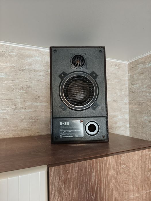 Продам радиотехнику s30